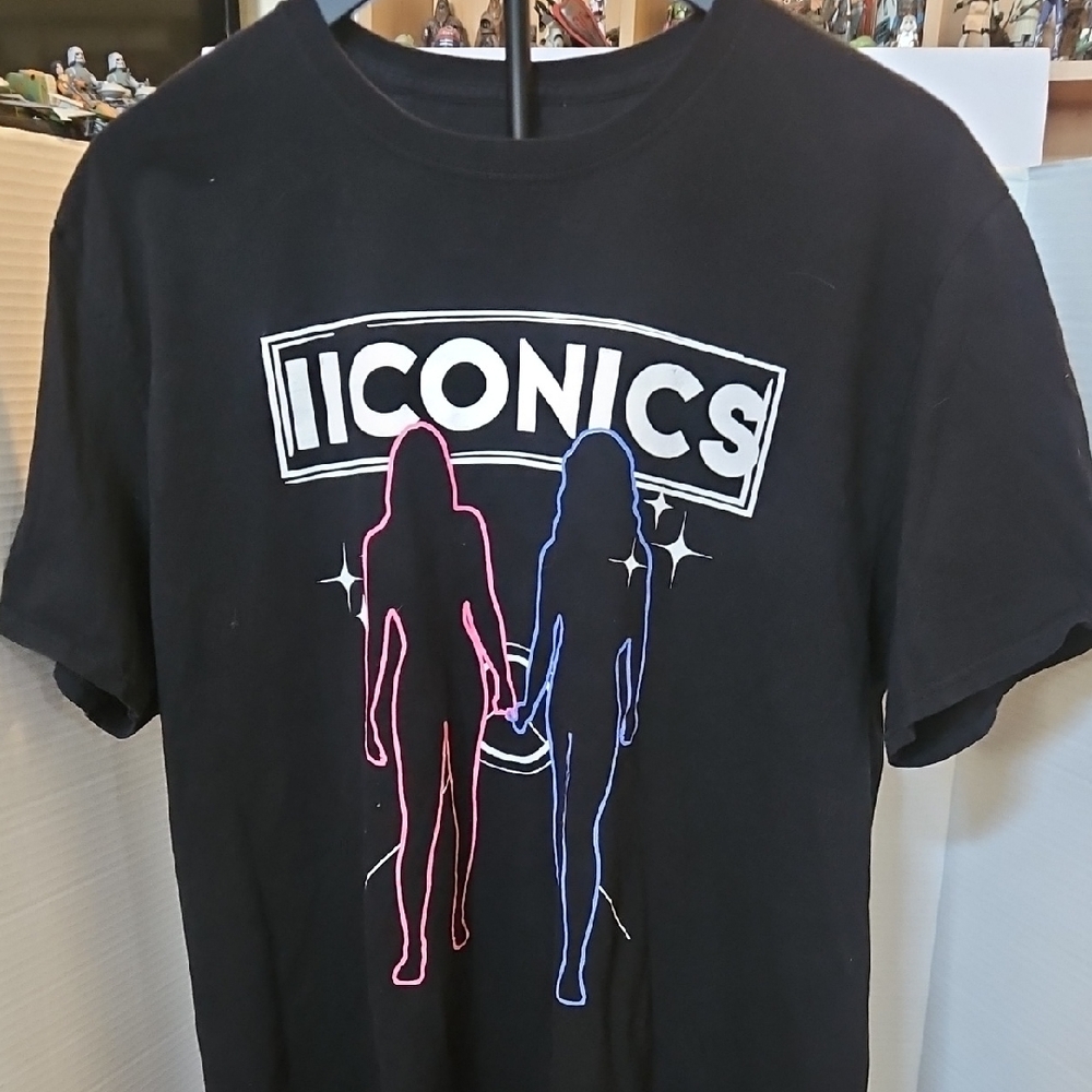 WWE Iconics Graphic T-Shirt